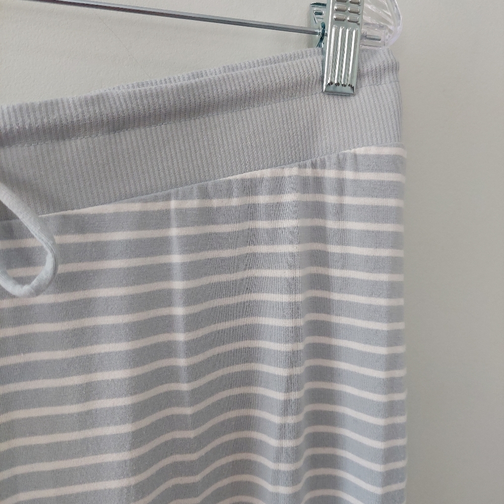 Gilligan & O'Malley pajama pants Large blue white stripes joggers drawstring - Picture 3 of 8